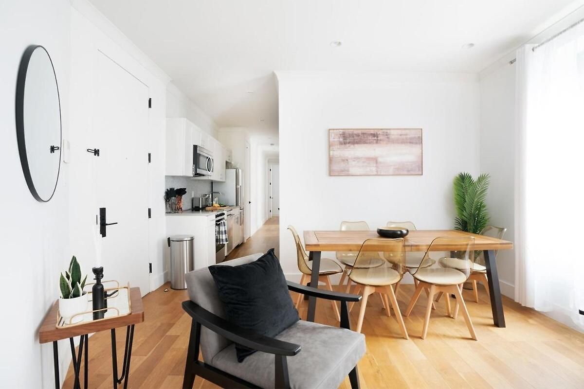 403-3c Newly Renovated 3br In Prime Ues Apartment