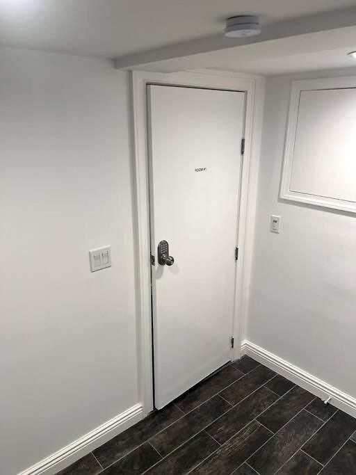 Modern & Cozy Basement Near Jfk Airport *