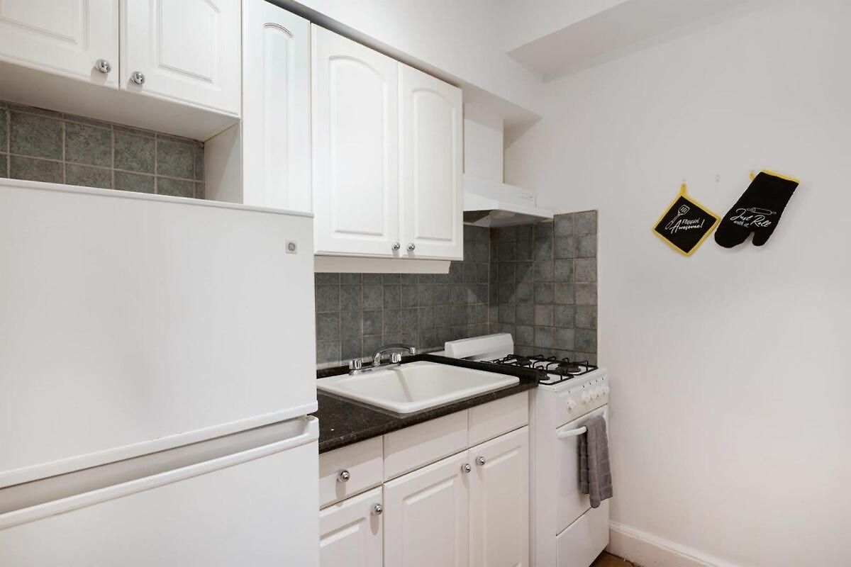 Apartment 61-2a Large 1br In Upper East Side *
