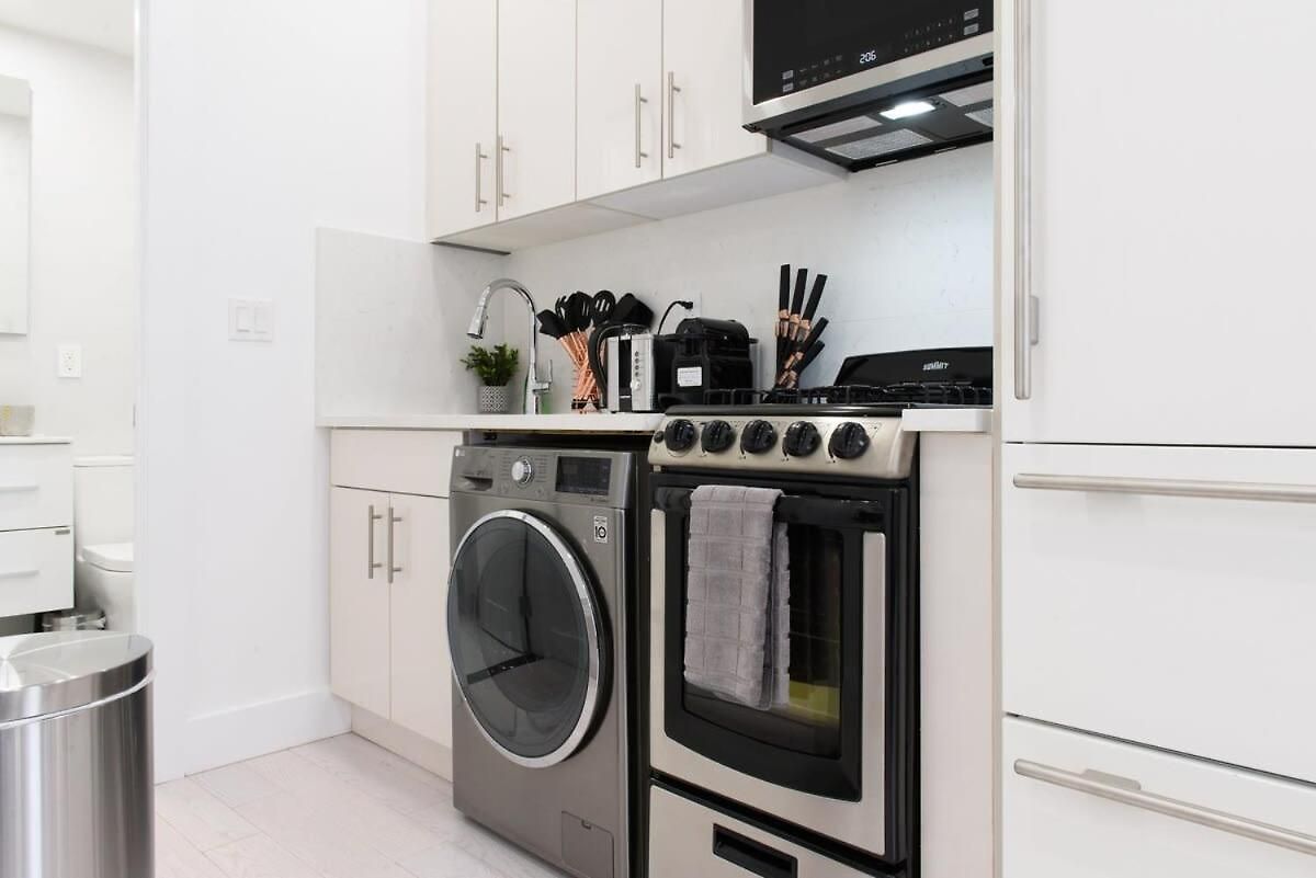 62-3a New Prime Ues W D In Unit Walk 2 C Park New York