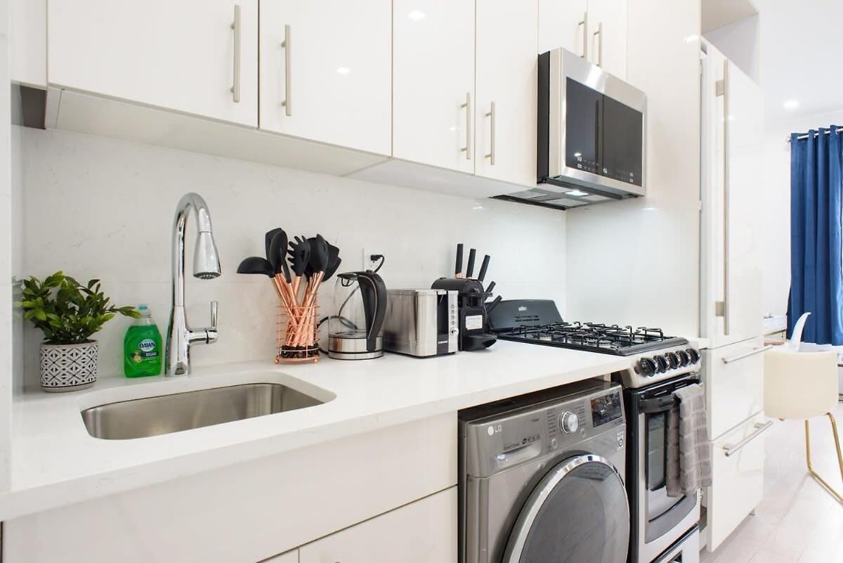 62-3a New Prime Ues W D In Unit Walk 2 C Park New York