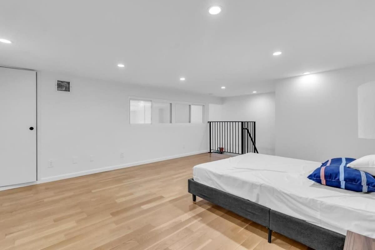 Stylish 2br Loft - Carroll Gardens - Prime Area Apartment New York
