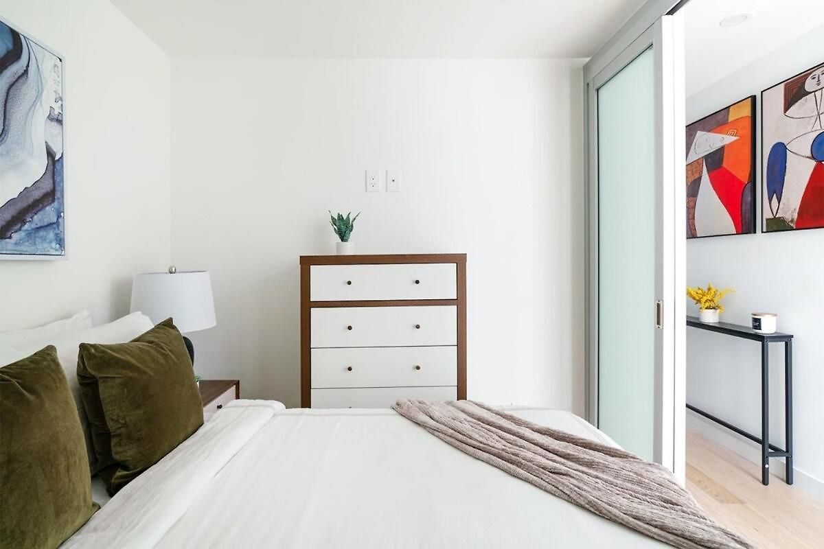 75-3b 3br Luxury Duplex Brand New &d Elevator Apartment New York