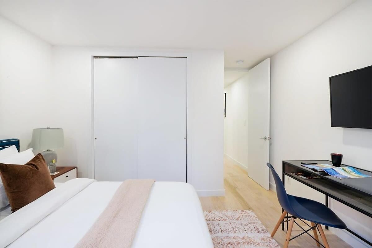 Apartment 75-3b 3br Luxury Duplex Brand New &d Elevator New York