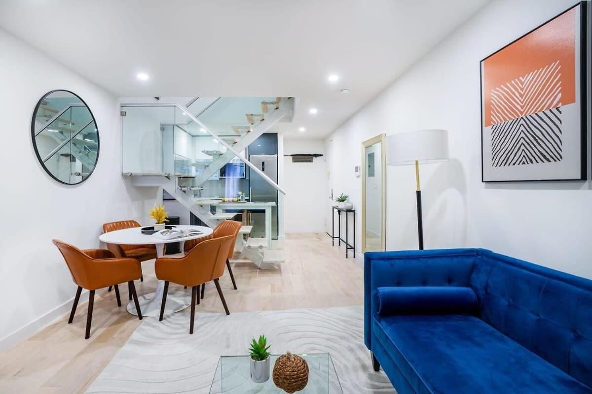 75-3b 3br Luxury Duplex Brand New &d Elevator