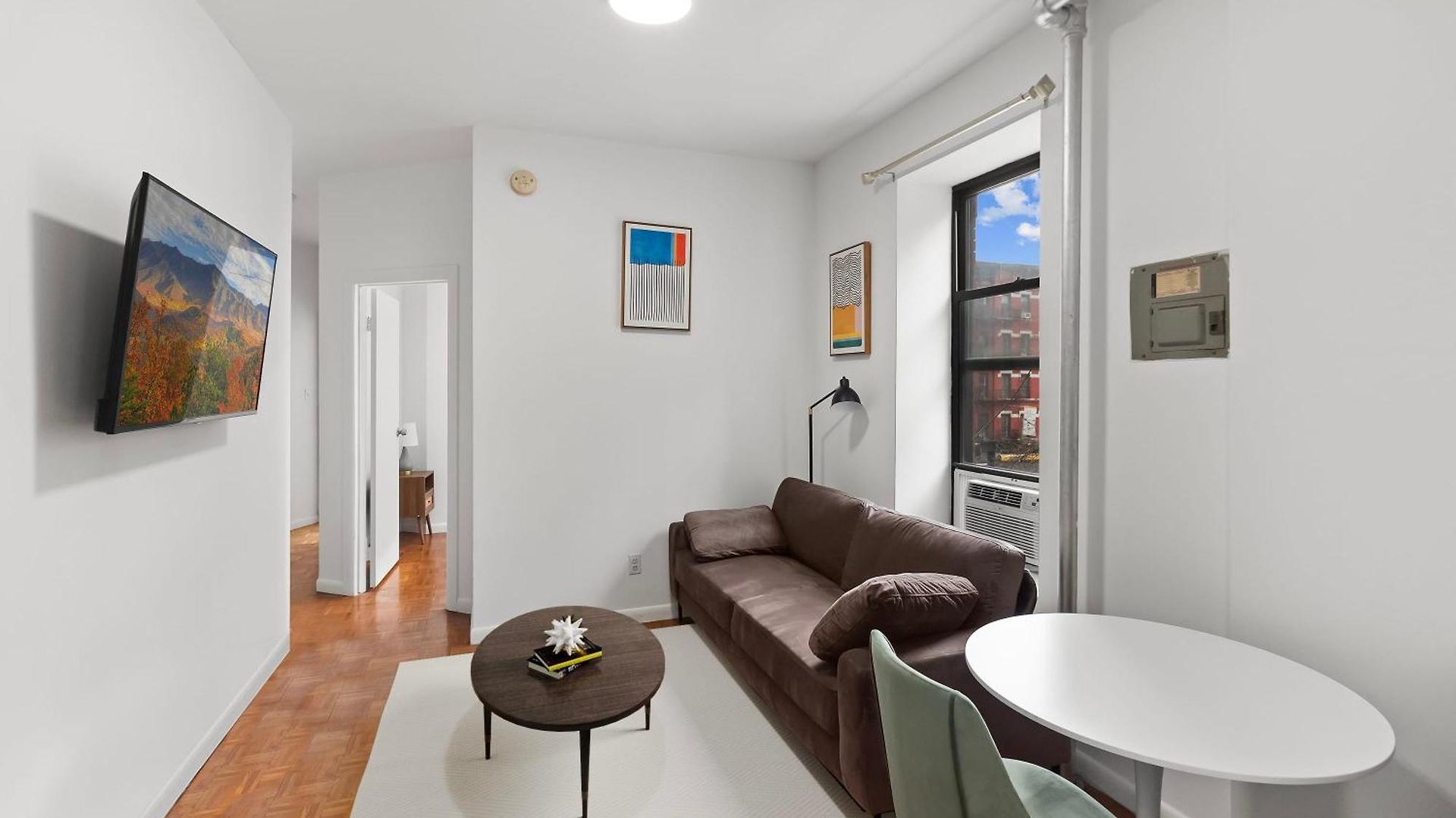 89-3fs Newly Furnished 2br 1bath Ues *