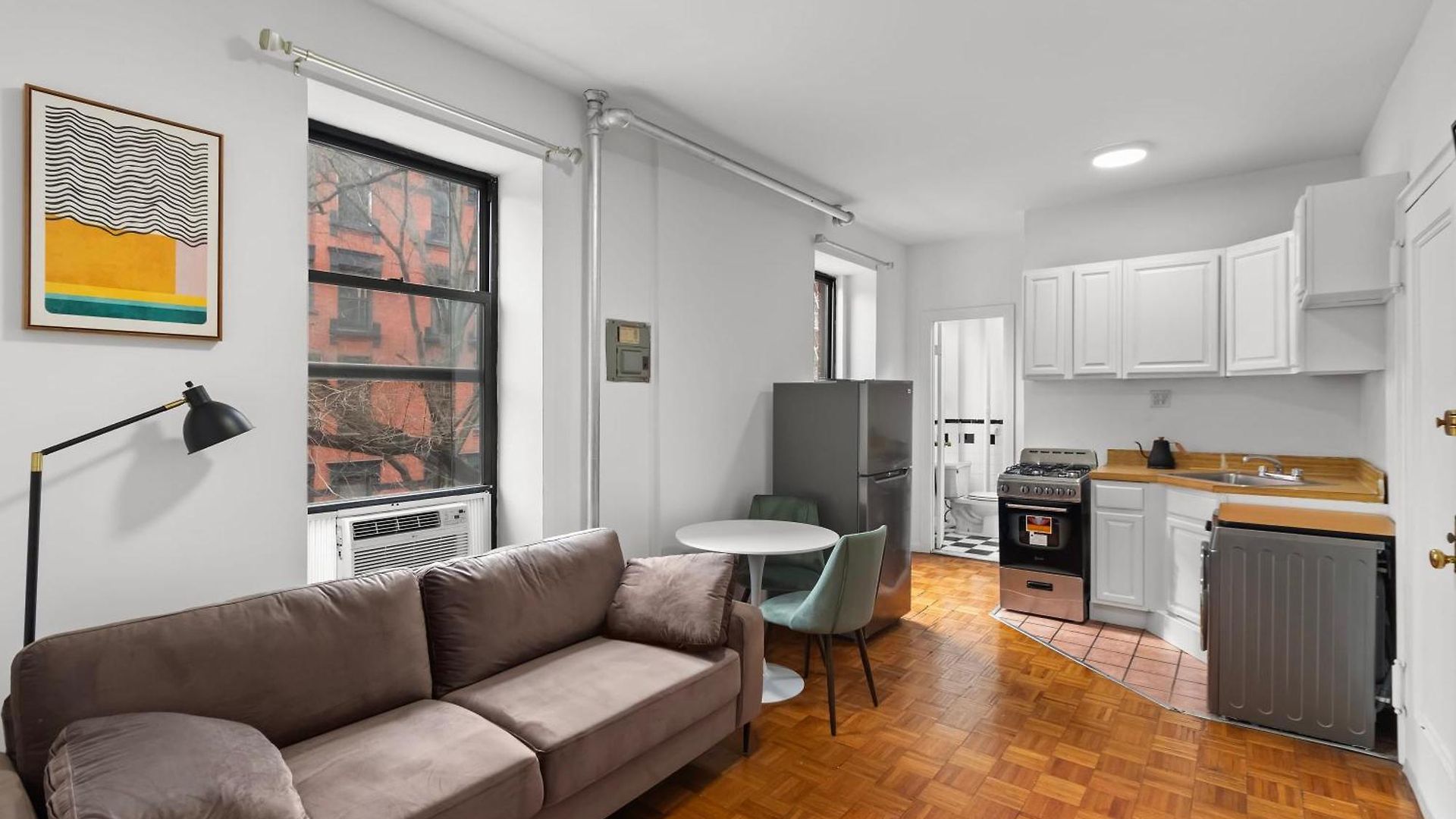 89-3fs Newly Furnished 2br 1bath Ues New York