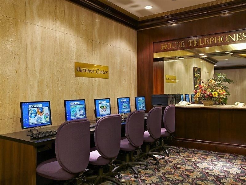 Wellington Hotel