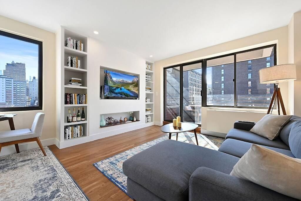 Modern One Bedroom With Private Balcony Apartment