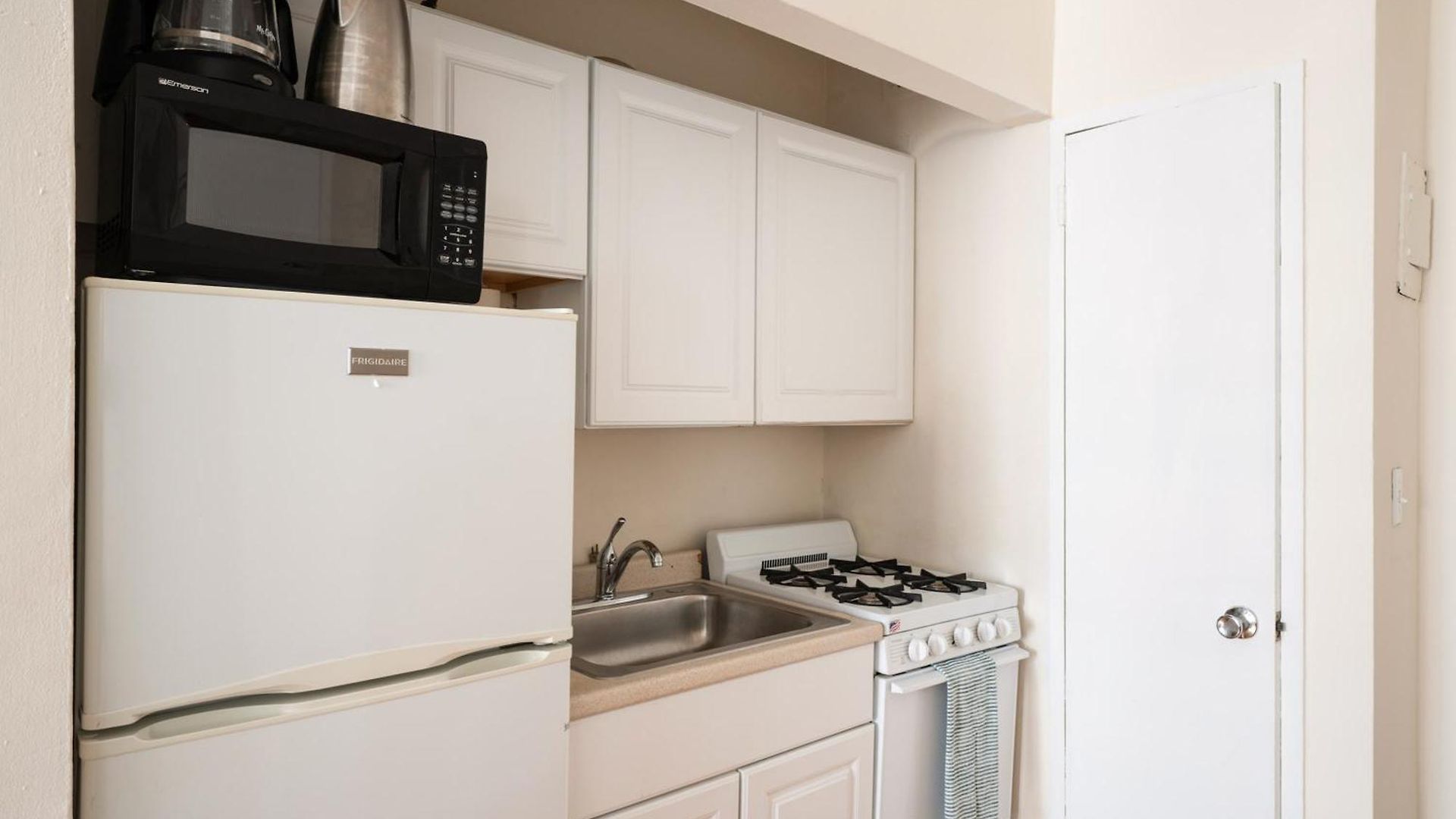 338-3b Union Square Newly Reno Sleeps 3 New York