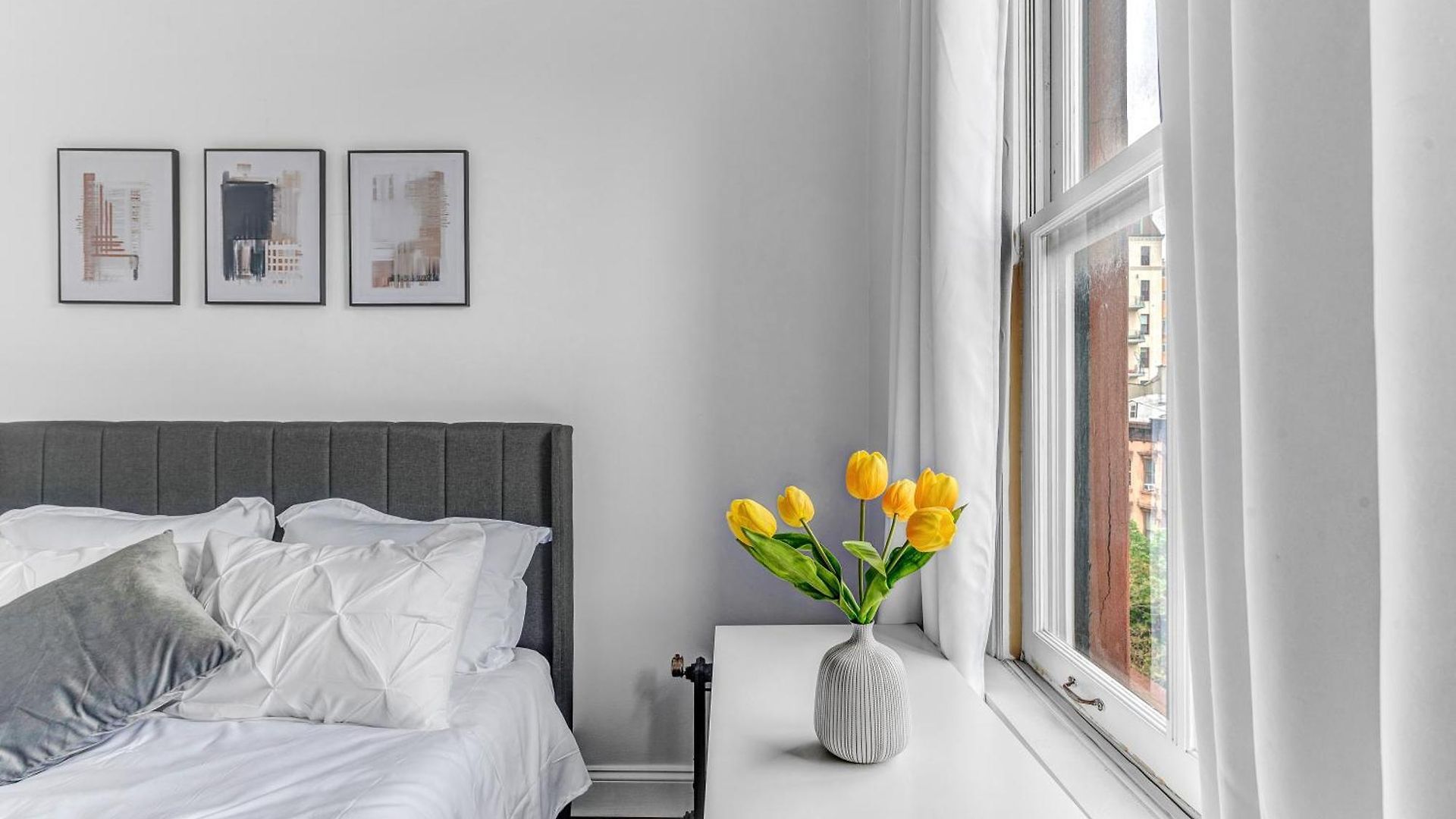2bd Stylish Brooklyn Heights - Steps Waterfront New York