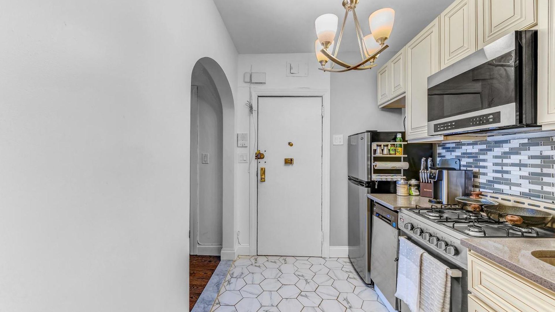 Apartment 2bd Stylish Brooklyn Heights - Steps Waterfront *