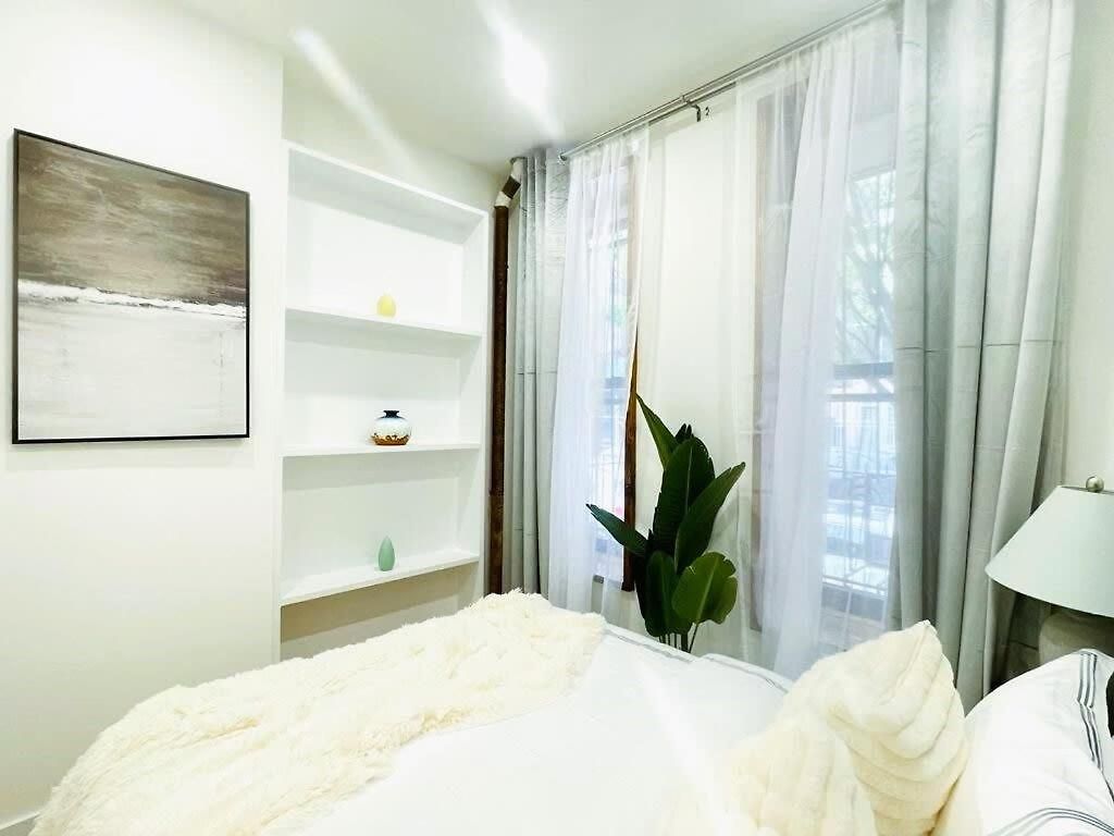 48-1fe Brand New 1br Prime Hell's Kitchen Wd In Unit Apartment New York