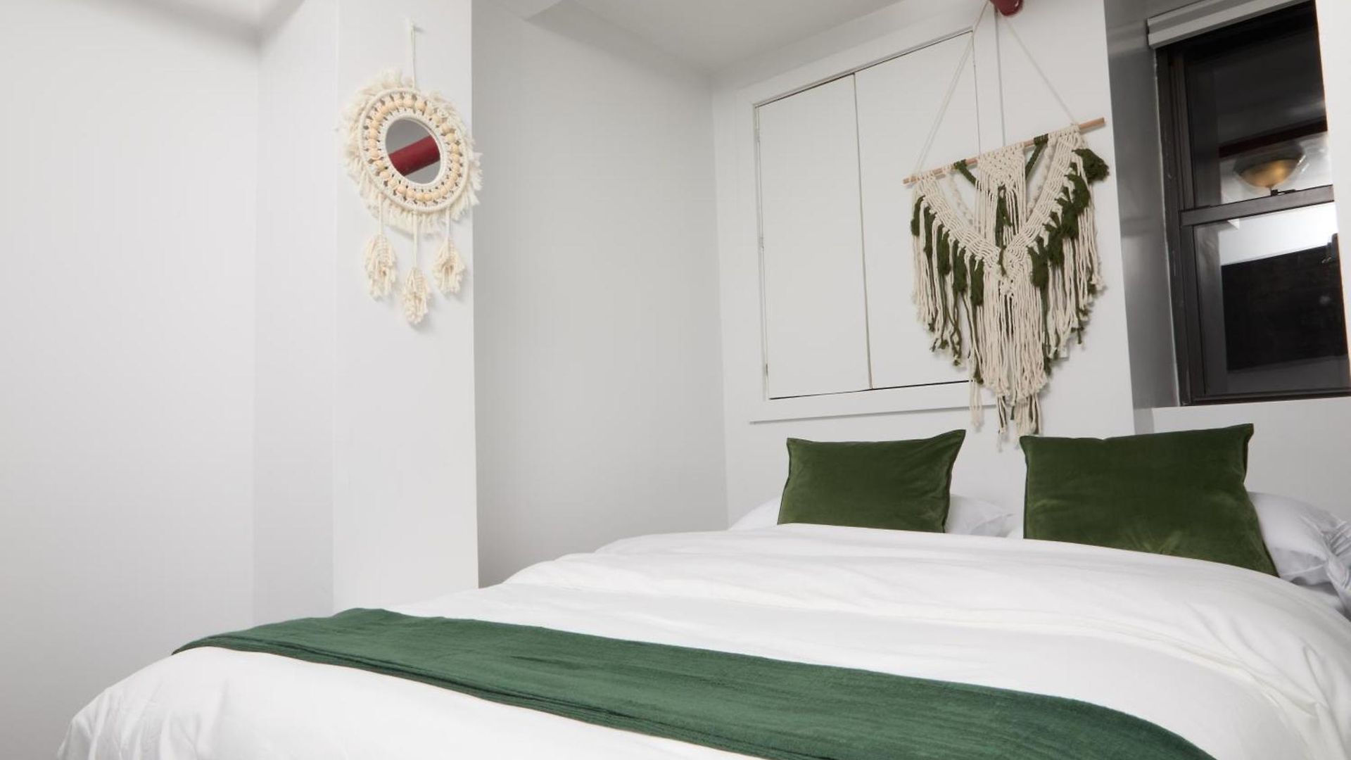 Comfy In Hell's Kitchen Guest house