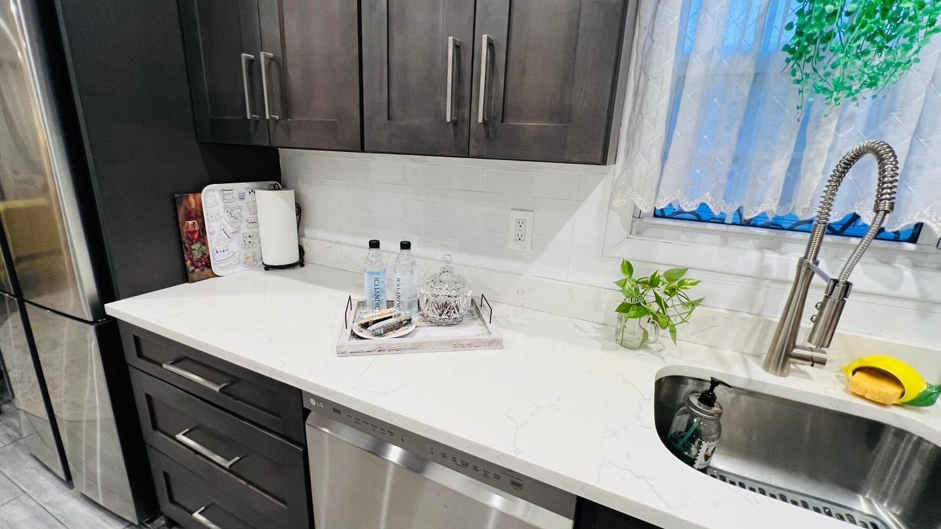 Eleni's Charming Apartment