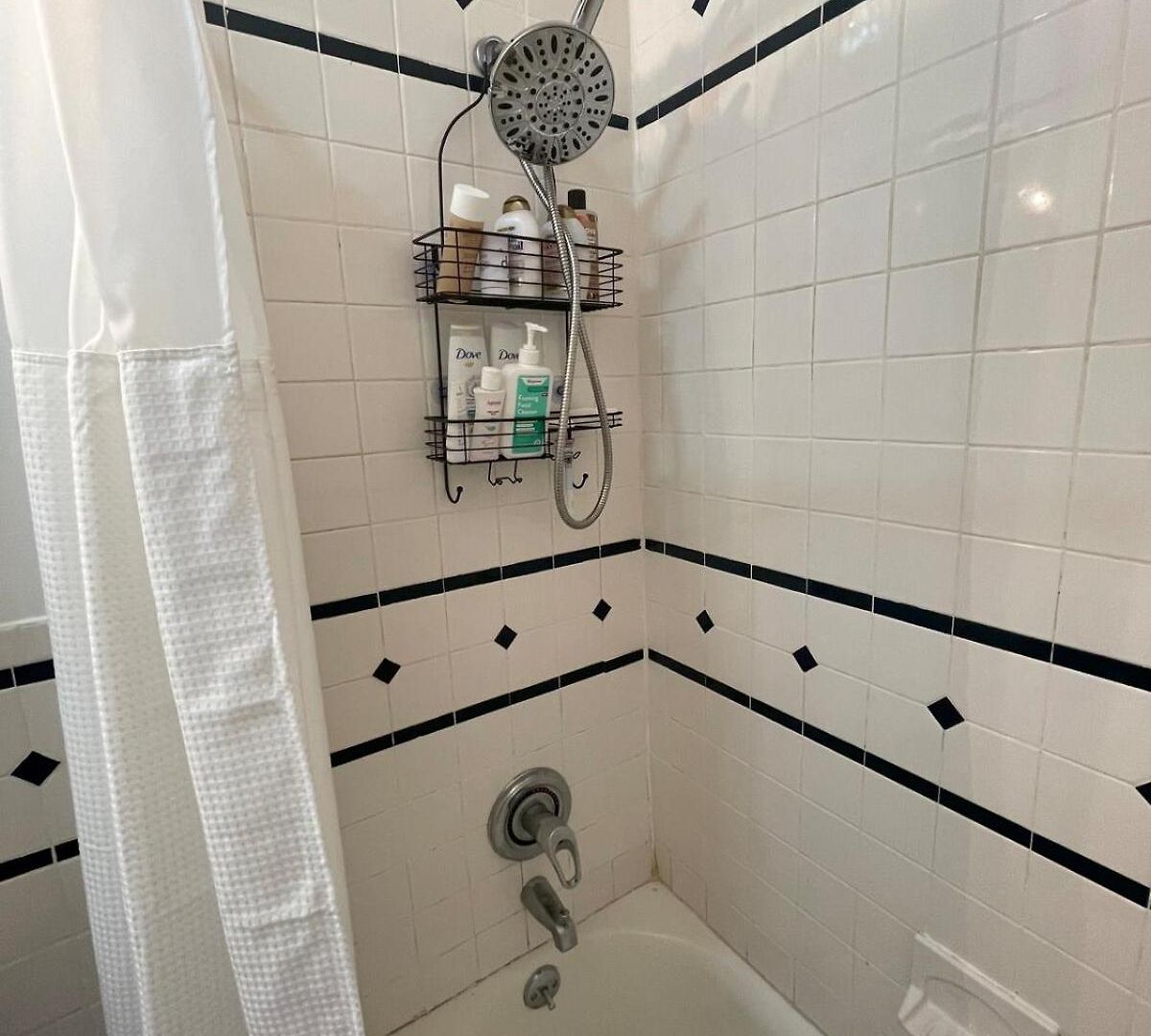 Comfy By Columbus Circle Guest house