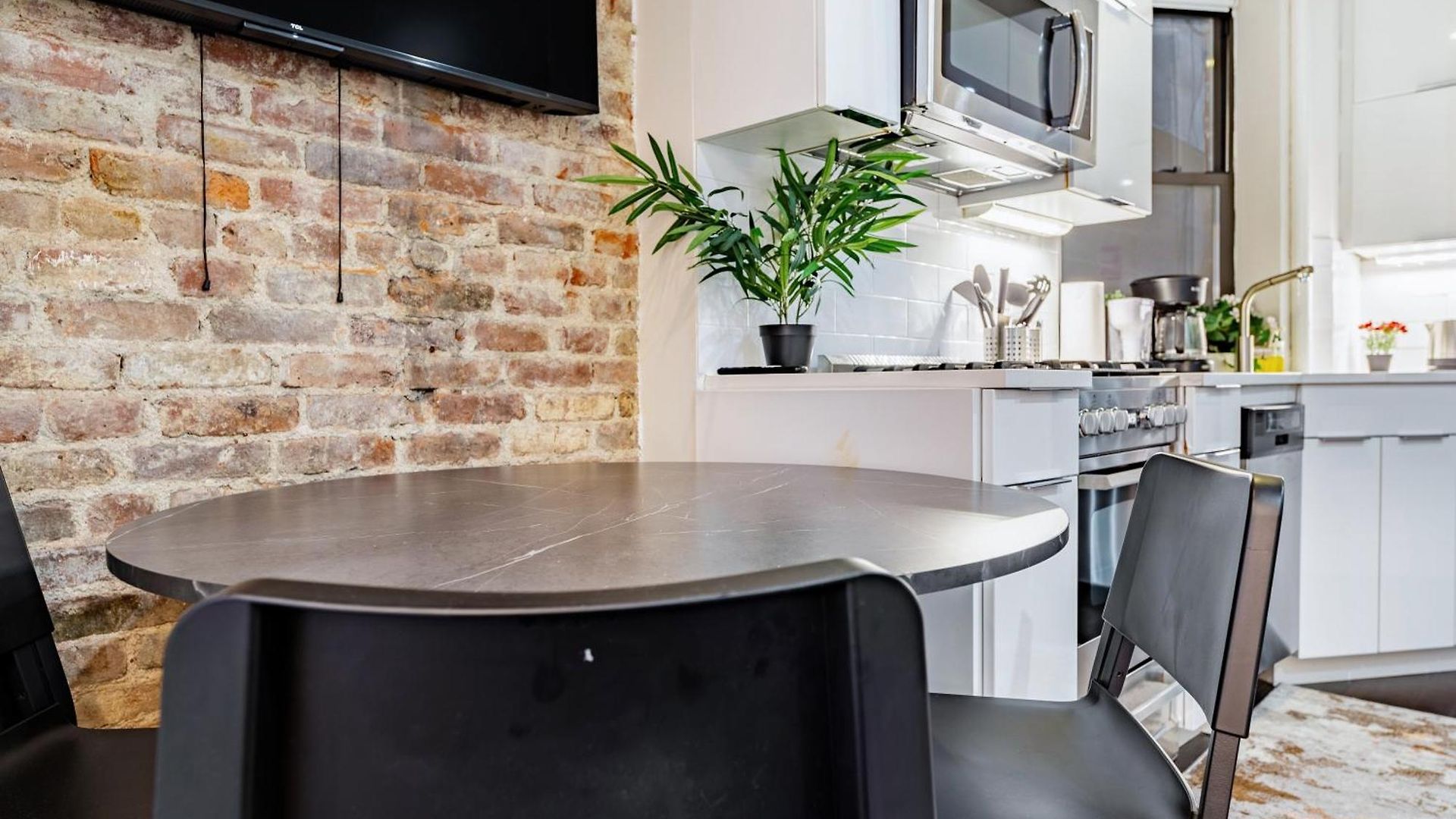 Apartment Explore The Authentic Designers 2bd In Hudson Yards *