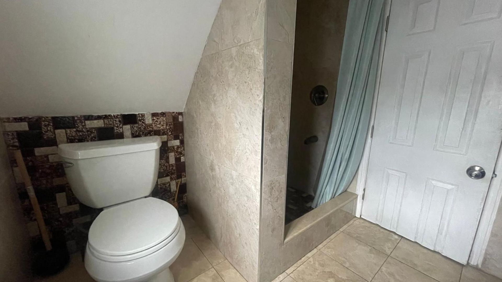 Private Loft 5 Min Away From Lga Apartment