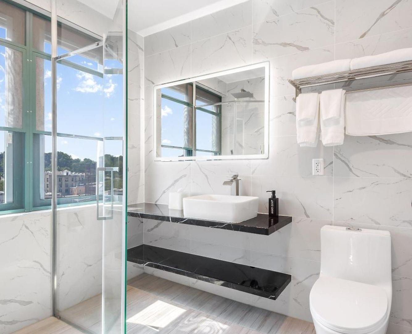 Hotel Liberty View Brooklyn 3*
