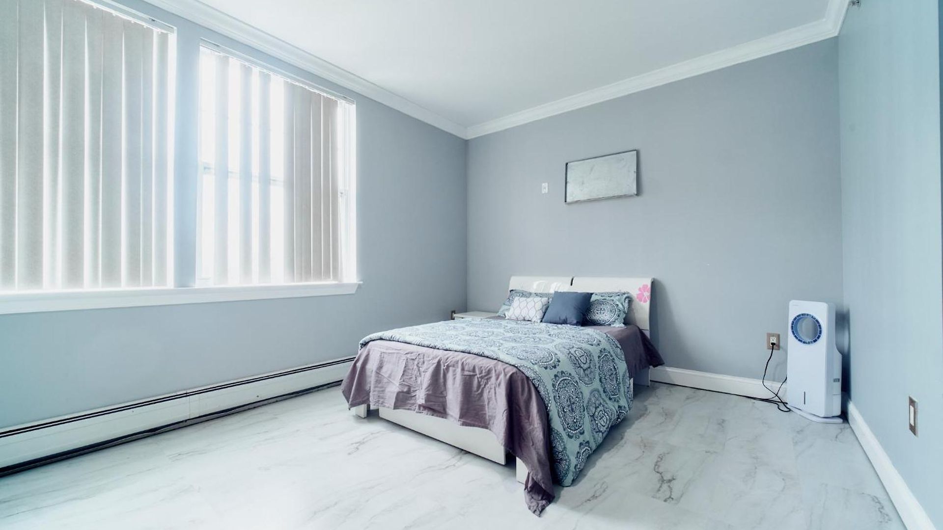 Waterfront Gem Duplex 3 Bedroom 2floor In Whitestone Bronx Free Parking *