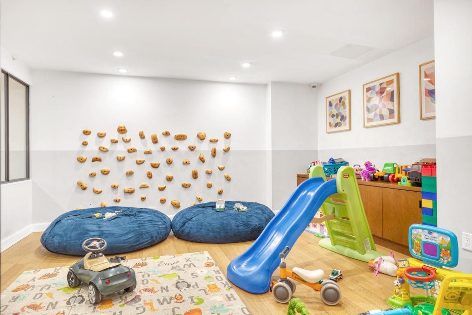 Midtown E 2br W Elevator Doorman Gym Nr Un Nyc-752 Apartment New York
