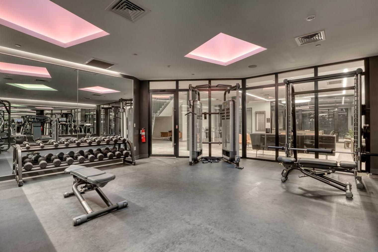 Les 2br W Doorman Gym Outdoor Space Elevator Nyc-1265 *