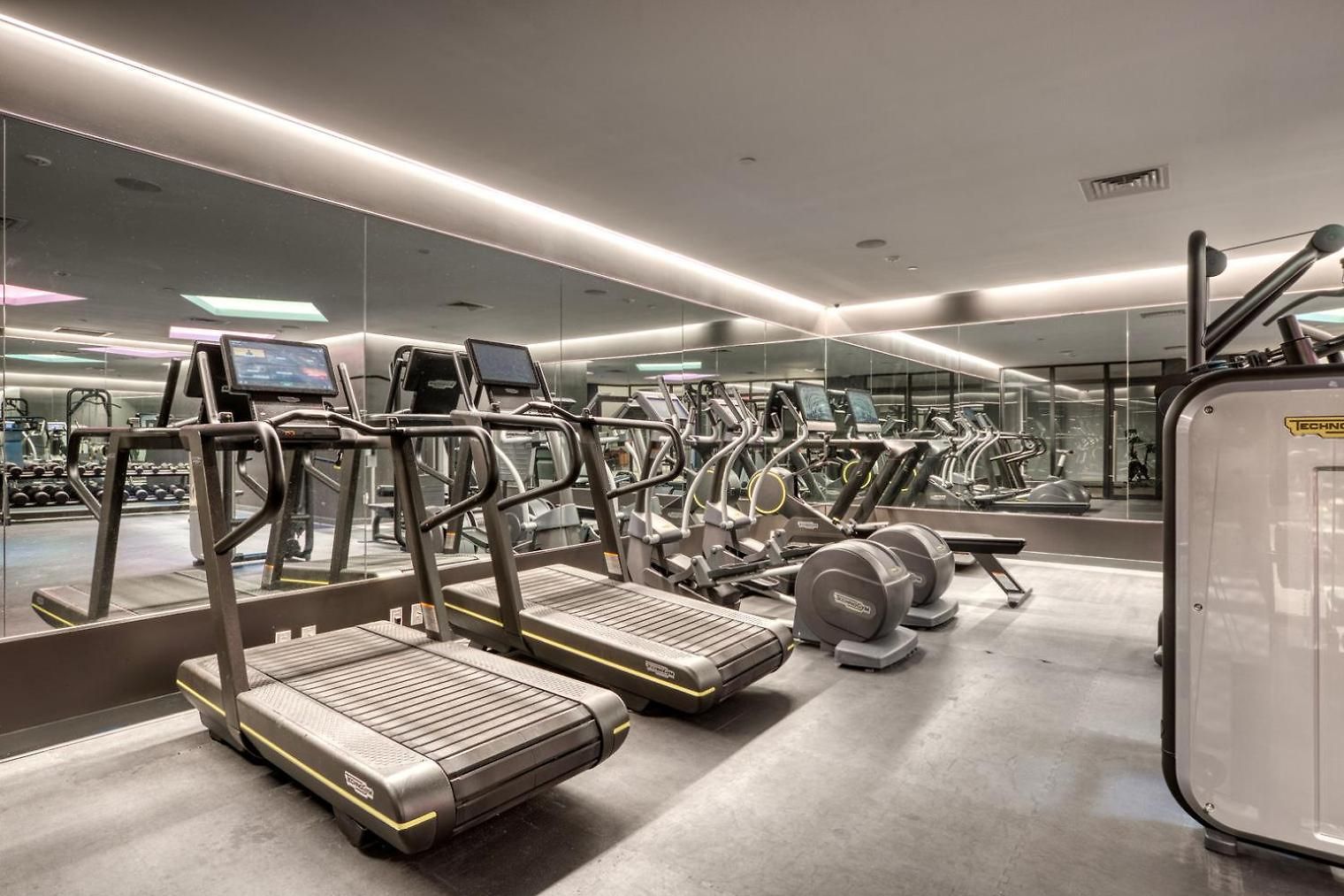 Les 2br W Doorman Gym Outdoor Space Elevator Nyc-1265 New York