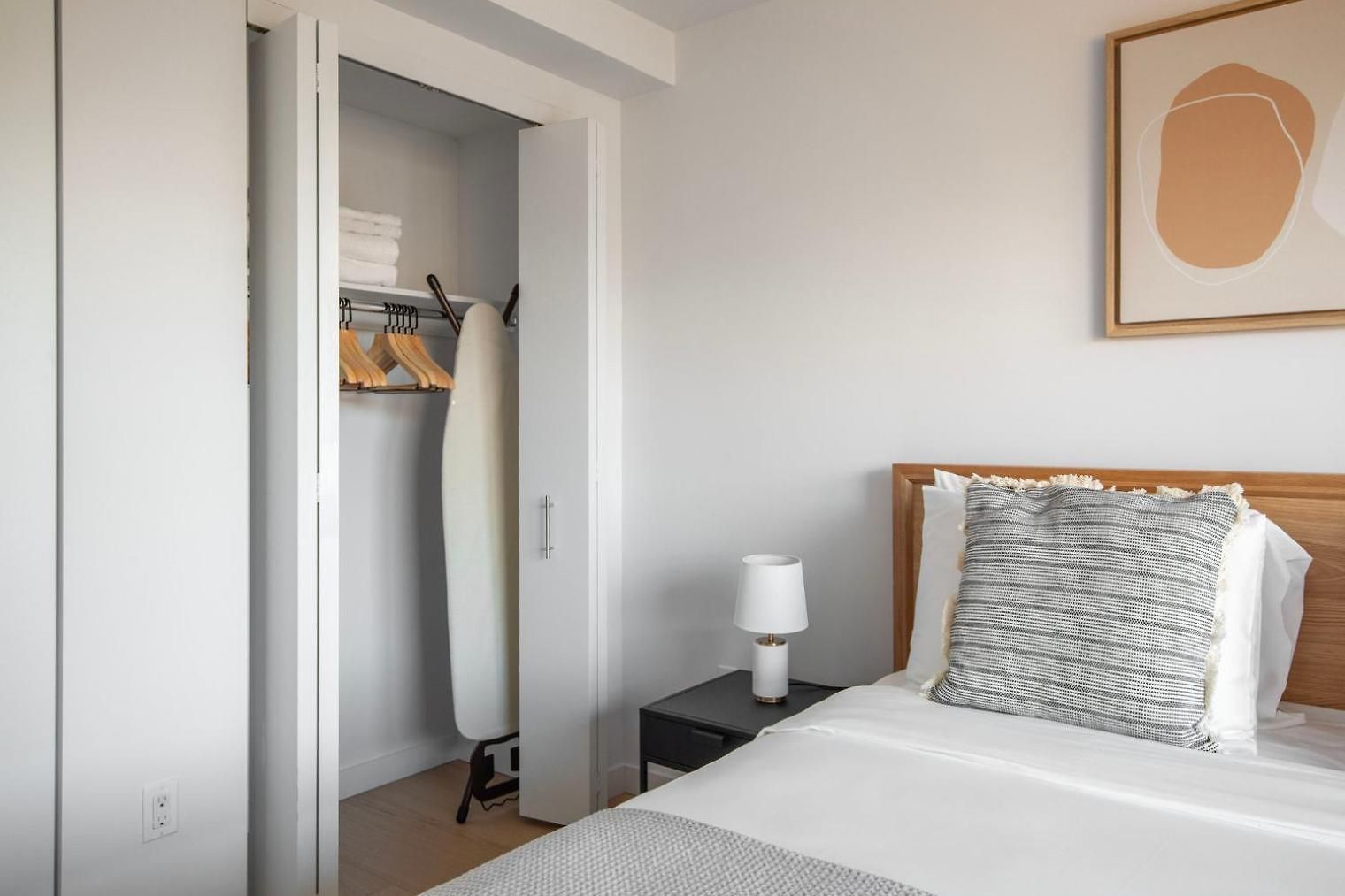 Apartment Les 2br W Doorman Gym Outdoor Space Elevator Nyc-1265
