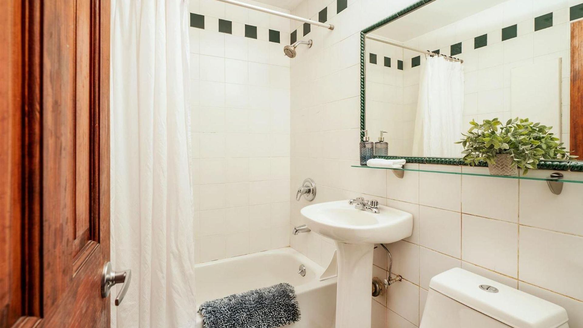 61-2c Prime Ues 2br Newly Furnished Value * New York
