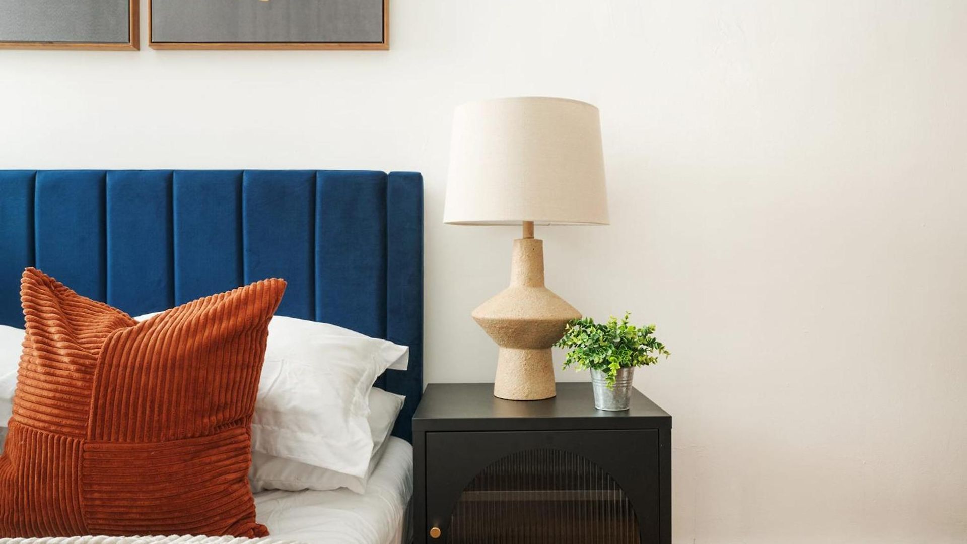 Apartment 61-2c Prime Ues 2br Newly Furnished Value