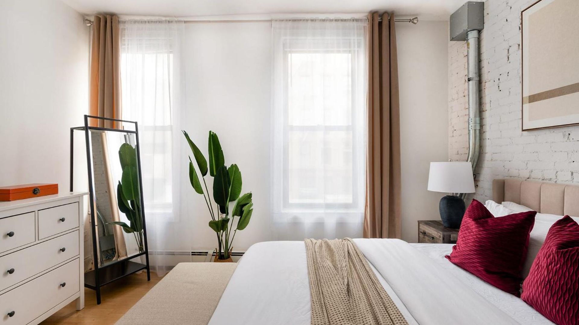 139-2w Prime West Village Furnished 2br Value * New York