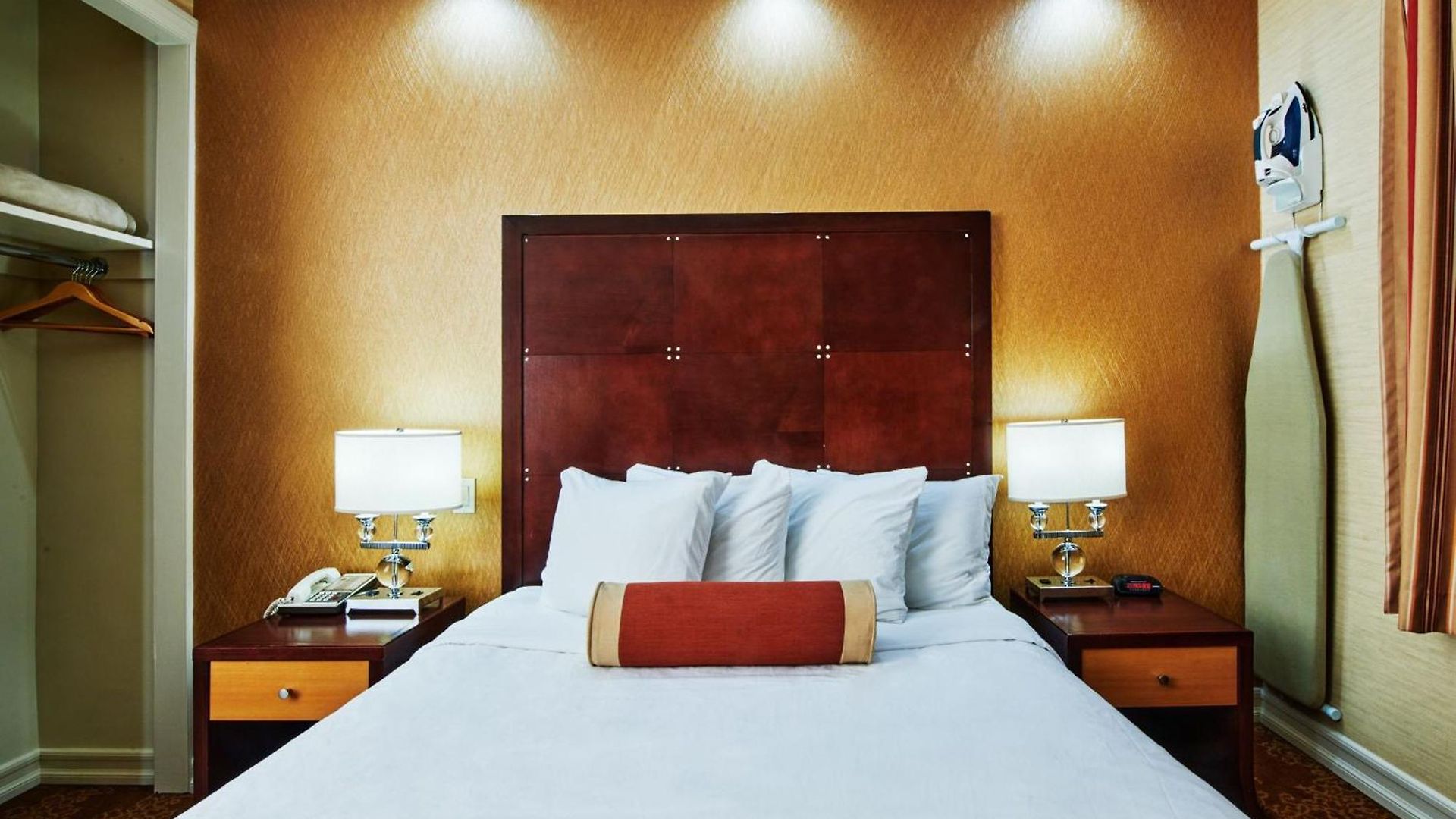 Radio Aparthotel