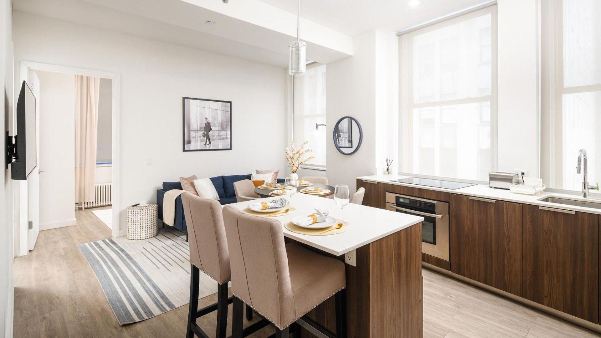 Luxury 2bd Nr St Gym Rooftop W/d Apartment