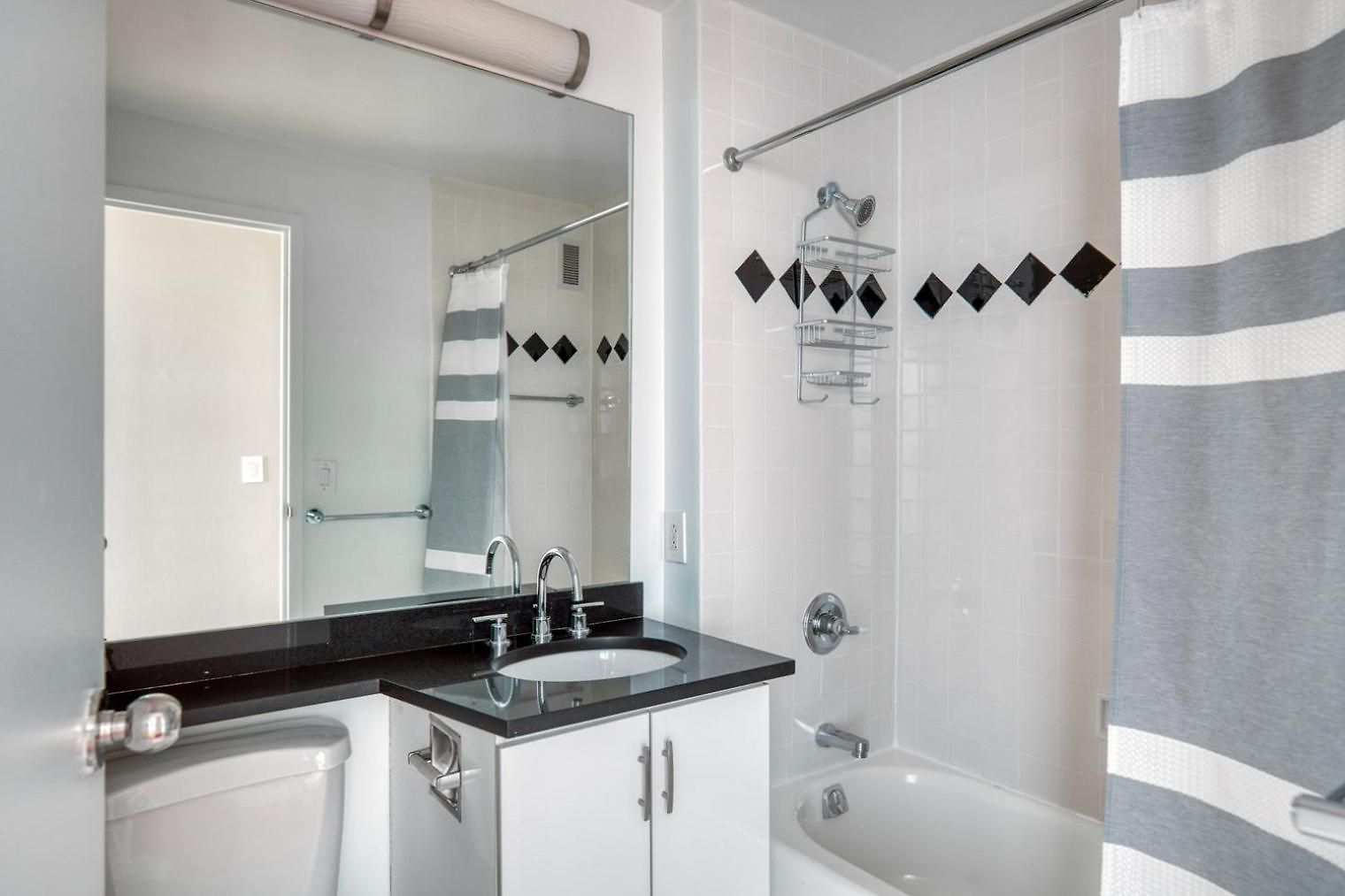 Uws 2br W Gym Doorman Elevator Nr Park Nyc-1050 Apartment
