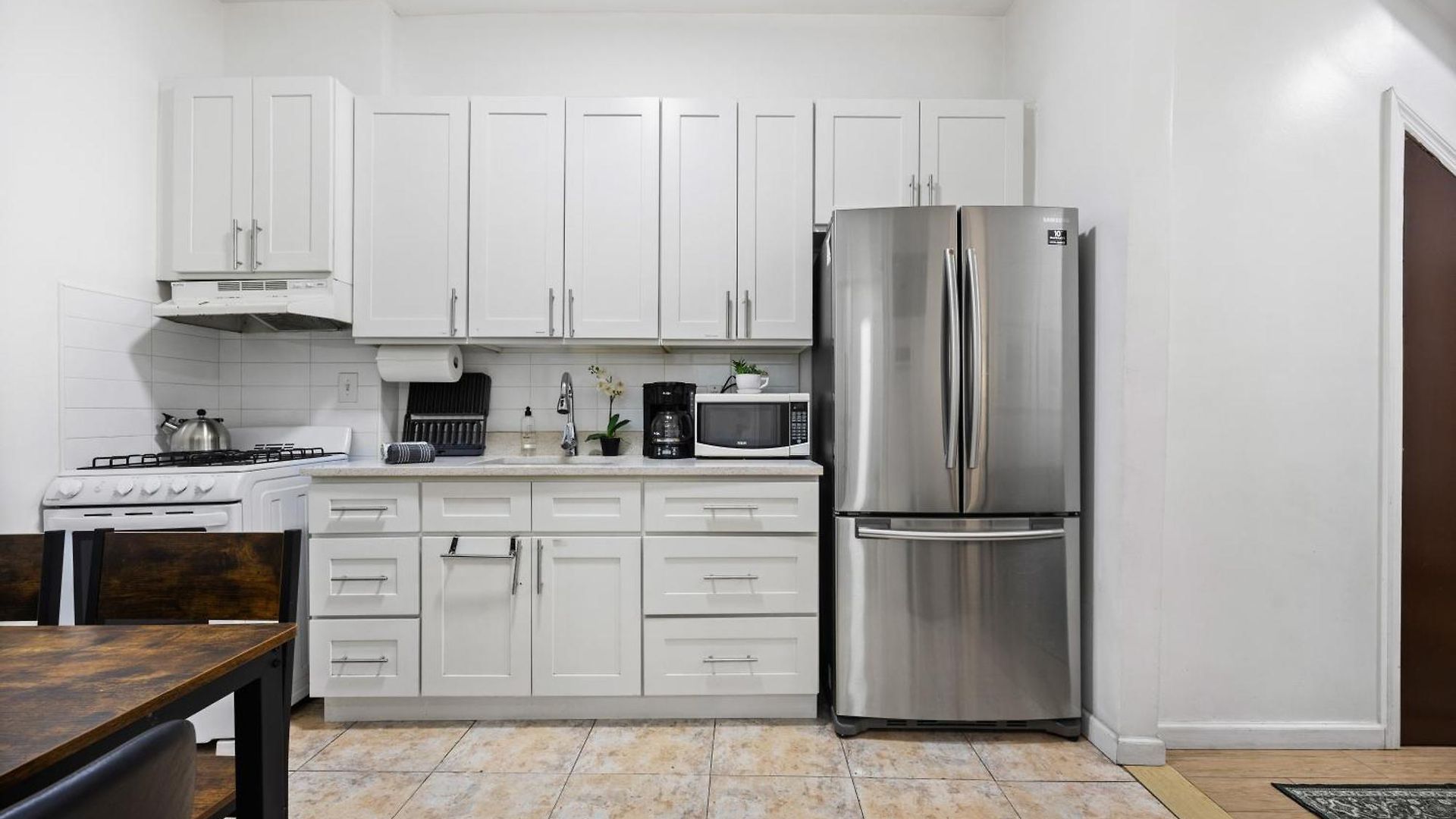 Apartment Sleek 2br - Walking Distance To Times Square *