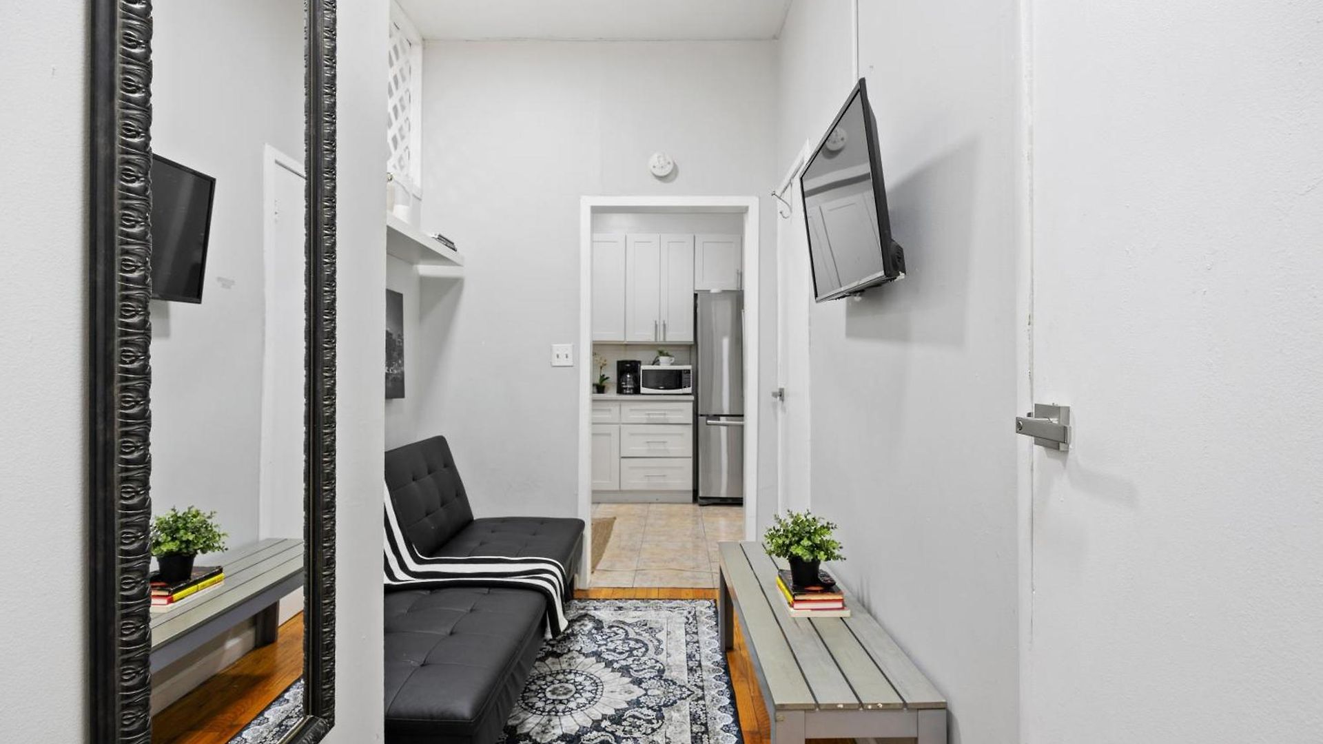 Sleek 2br - Walking Distance To Times Square Apartment New York