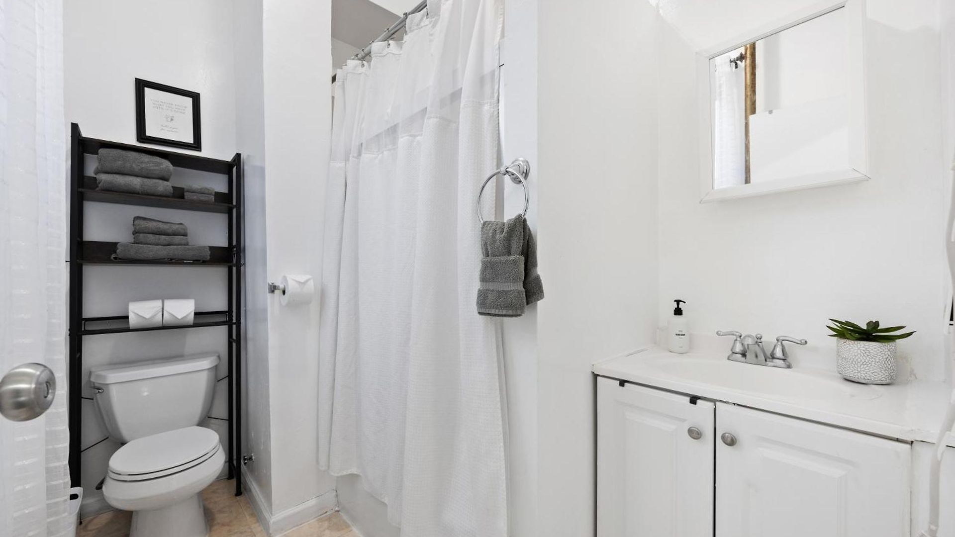 Sleek 2br - Walking Distance To Times Square * New York