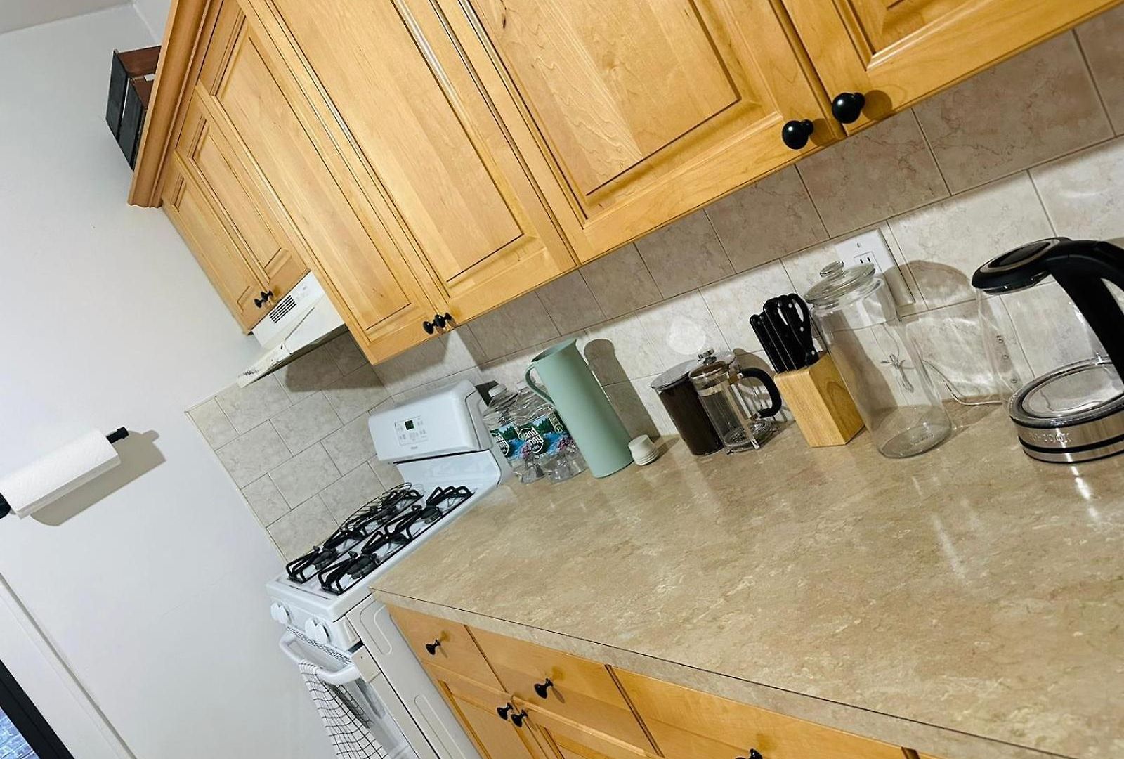 Sunnyside One Bedroom Apt *