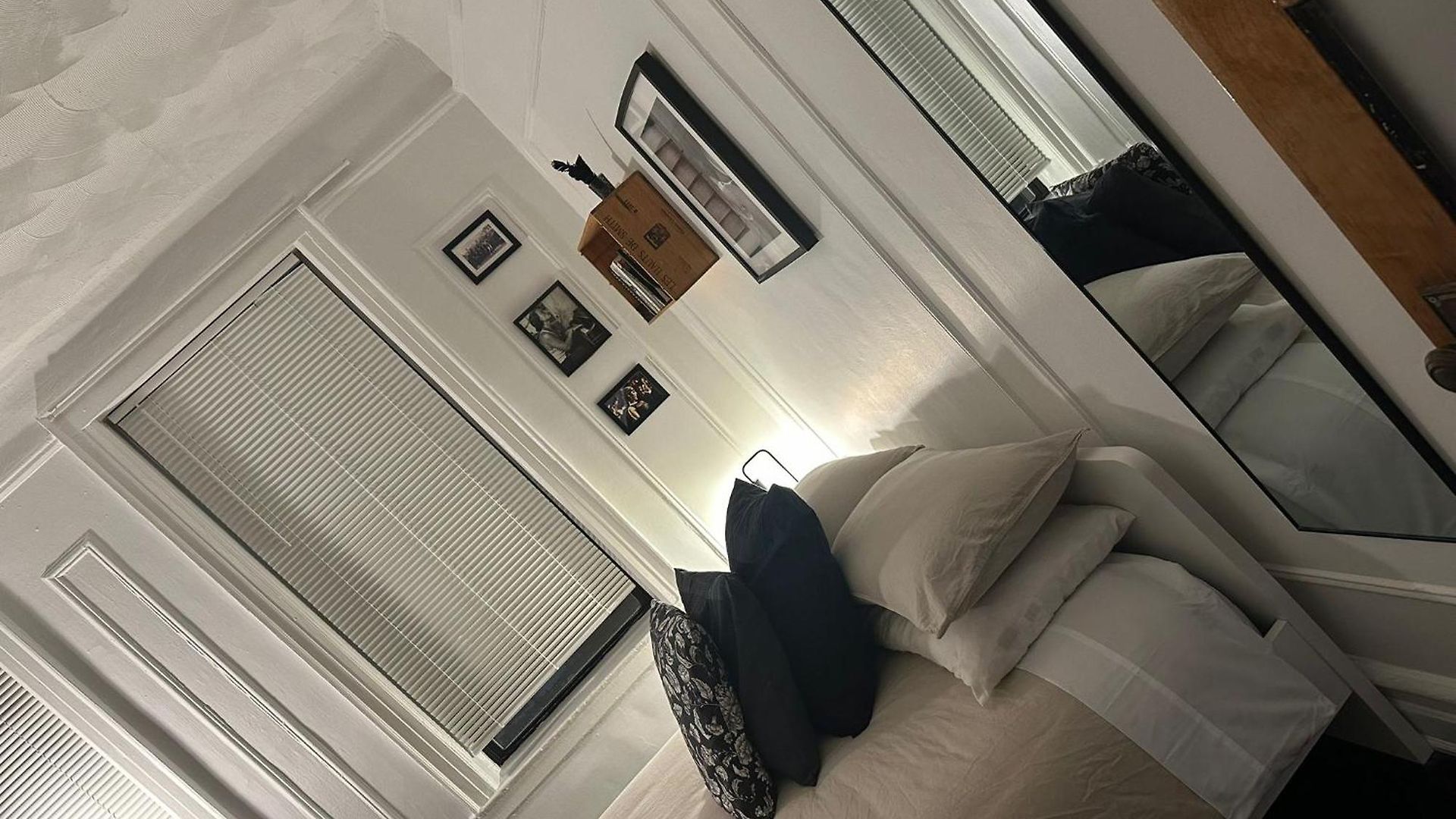 Two Bedroom Excellent Location Apartment New York