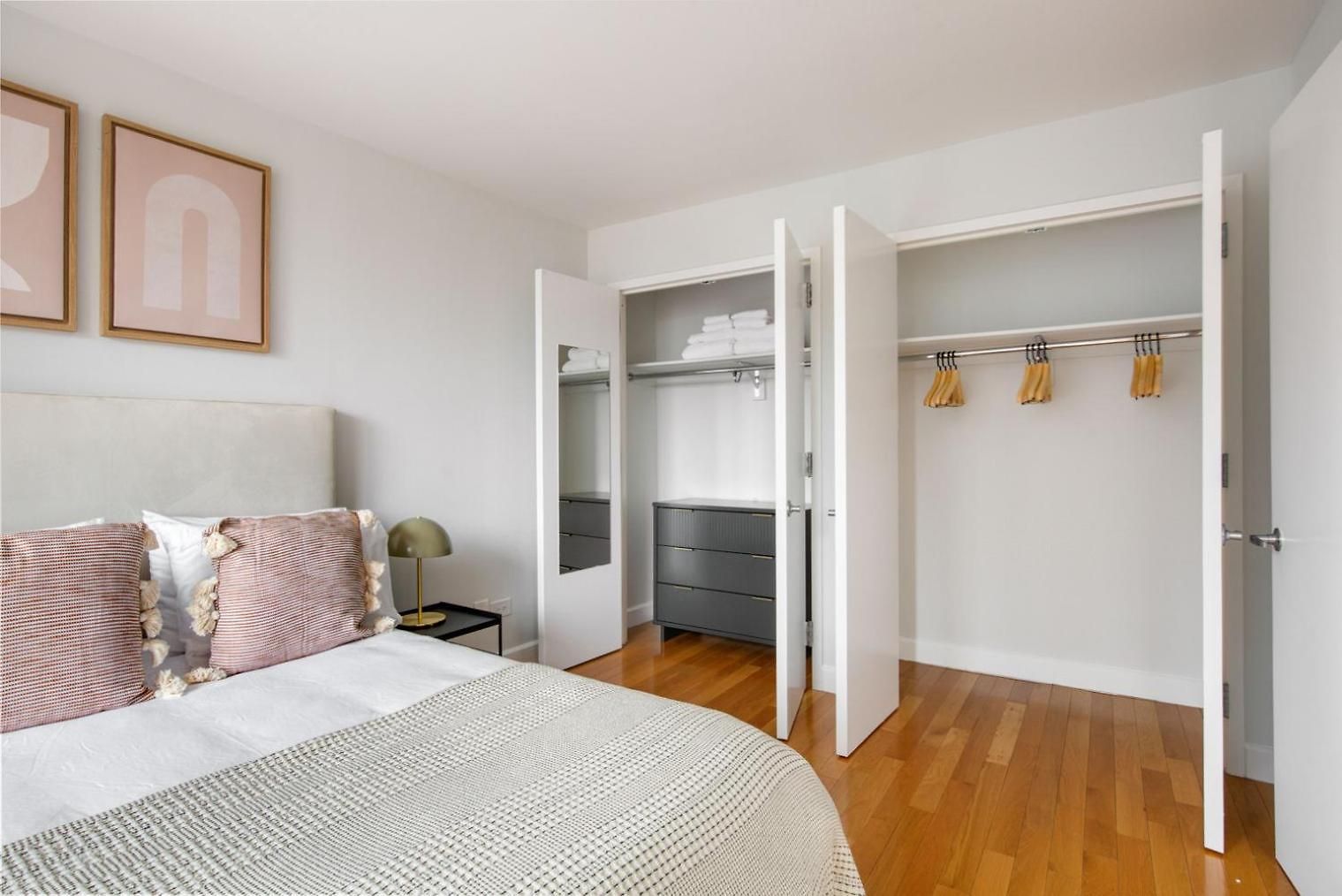 Apartment Midtown 1br W Gym Elevator Nr Rockefeller Ctr Nyc-1401