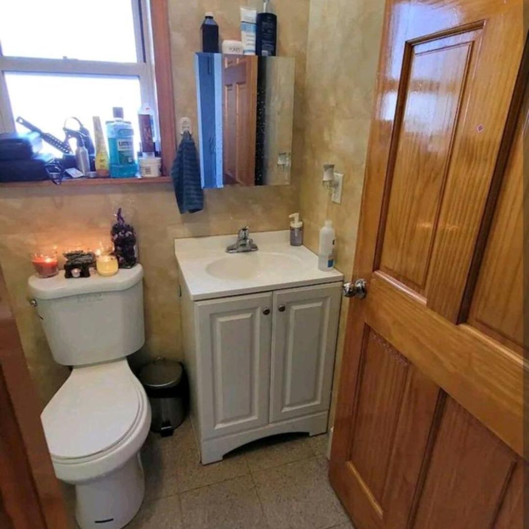 Comfortable And Simple For One Person Near Manhattan On Train Homestay *