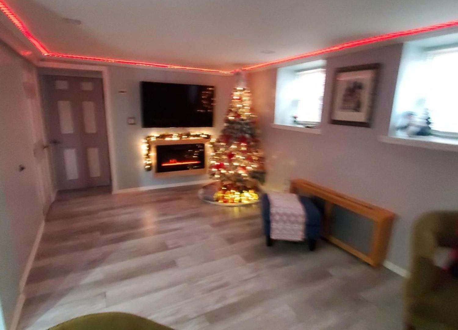 Lovely 2 Bedroom With 2 Entrance And Parking Apartment *