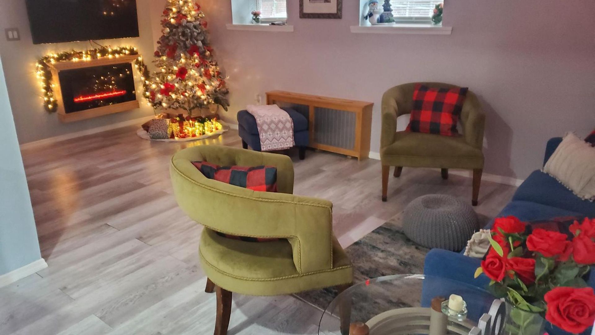 Lovely 2 Bedroom With 2 Entrance And Parking Apartment