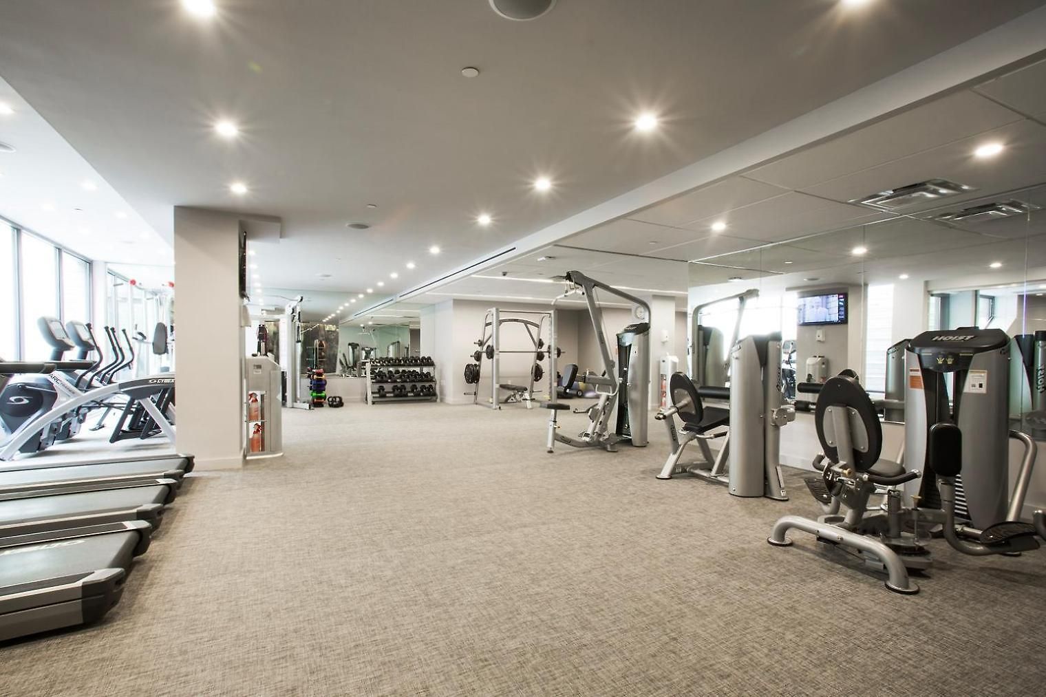 Chelsea 1br W Doorman Gym Nr Flatiron Nyc-1320 *