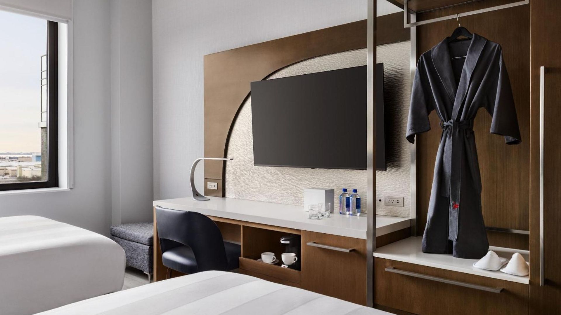 Hotel Marriott Jfk Airport 3*