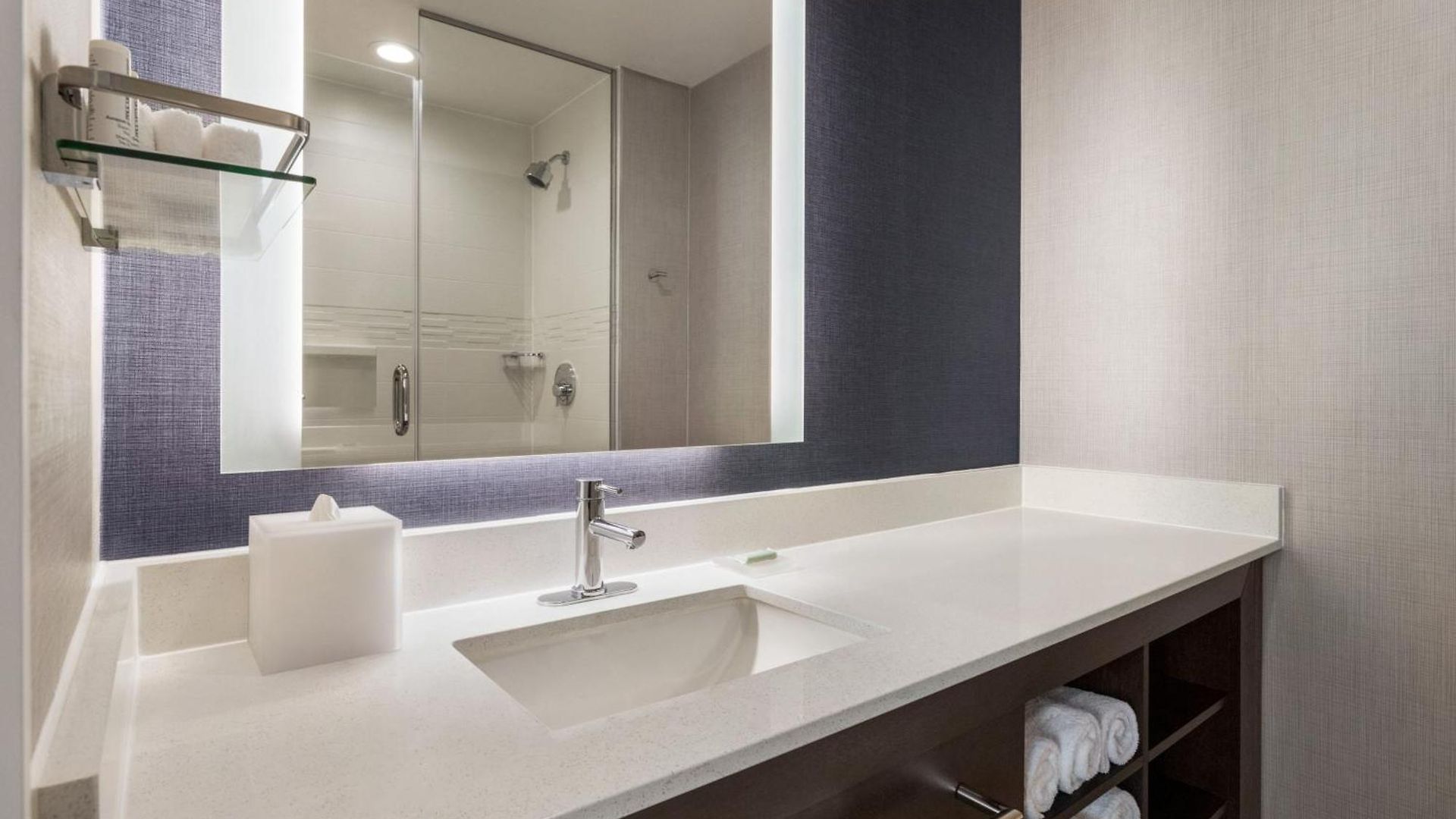 By Marriott Jfk Airport Hotel