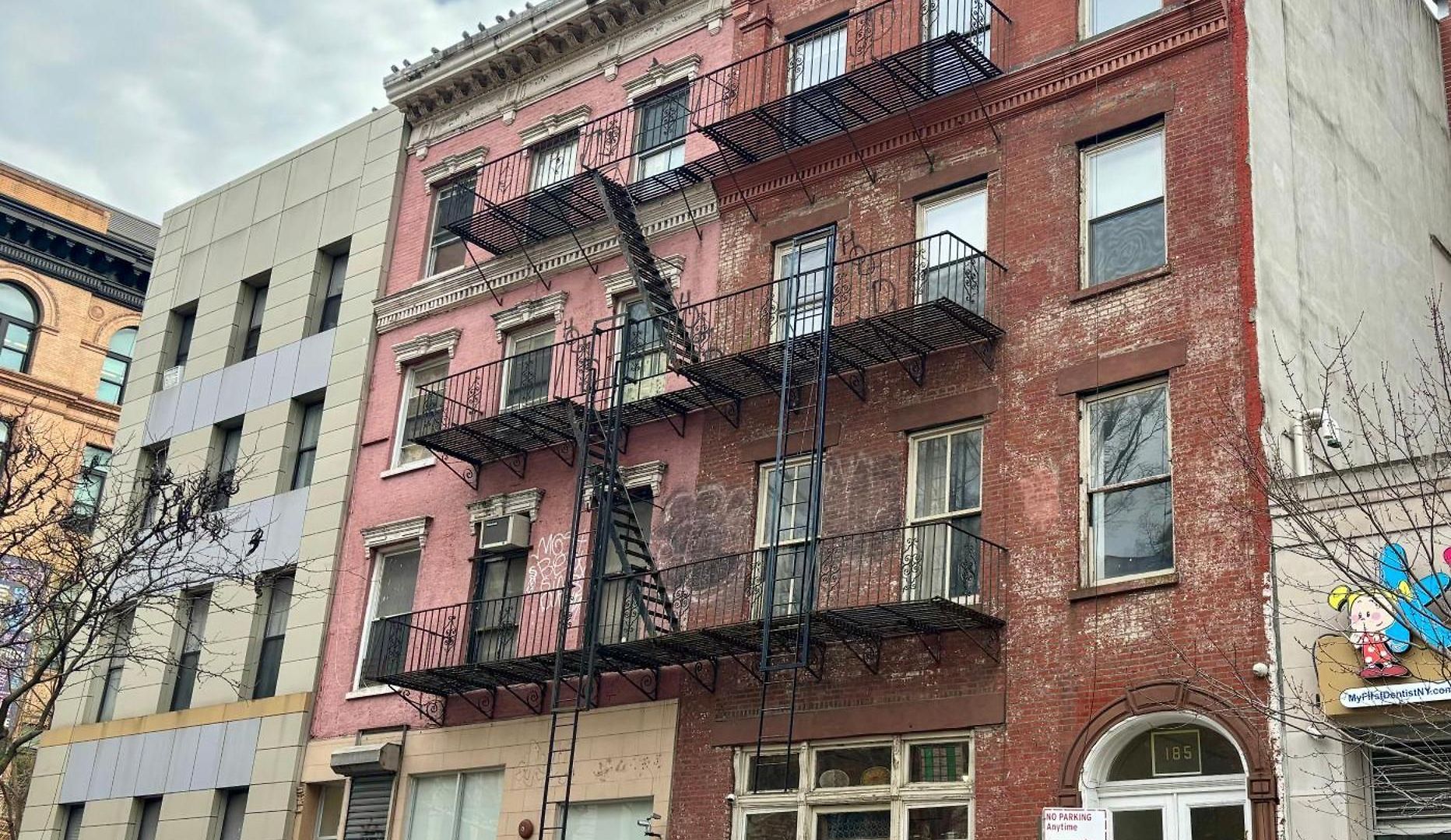 Hotel 1830's Historic Merchant House On The Park Les