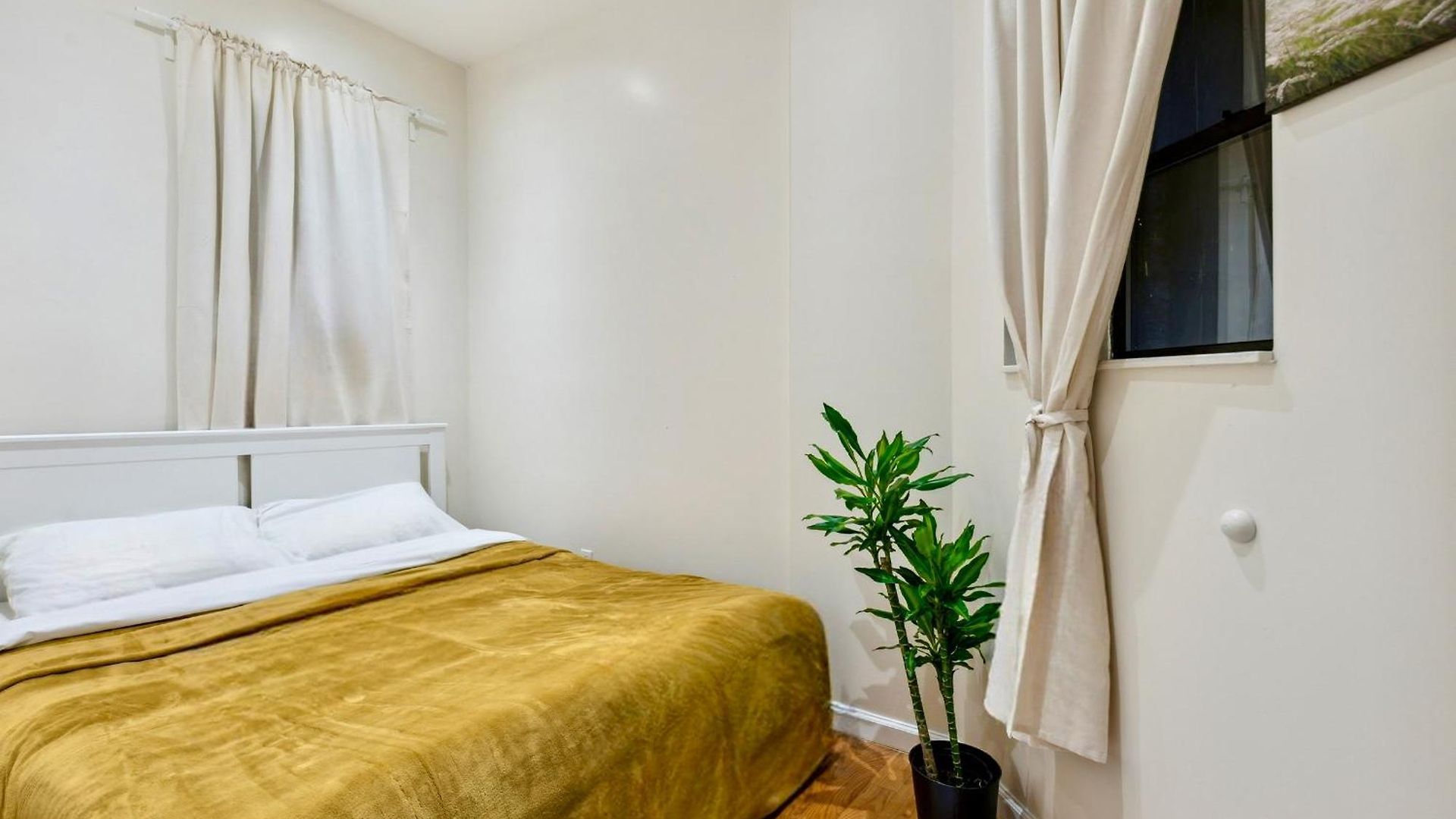 Apartment & Cozy 2 Bd In Manhattan New York