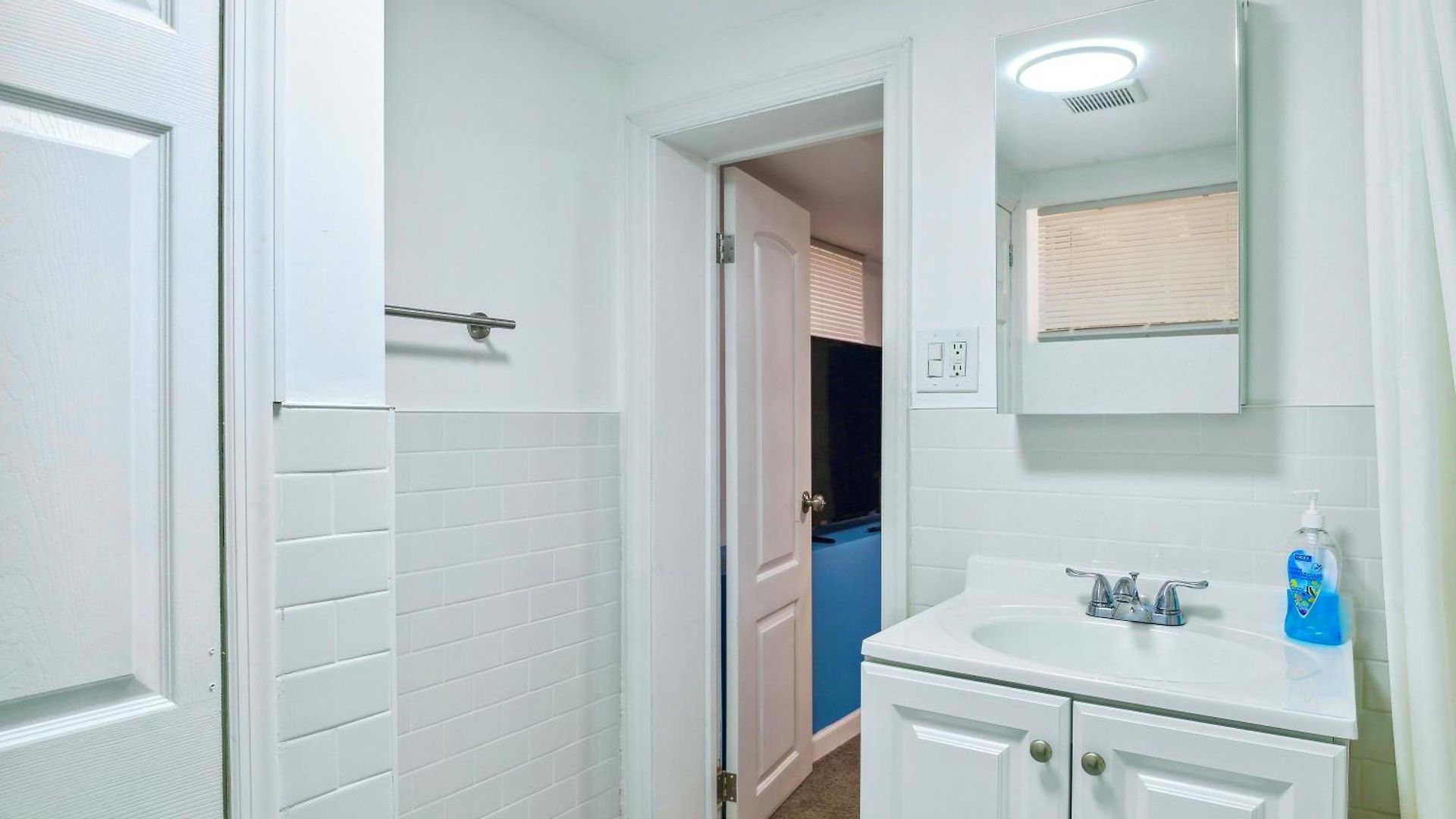 Private Designers Lower-ground 2bd Apartment New York