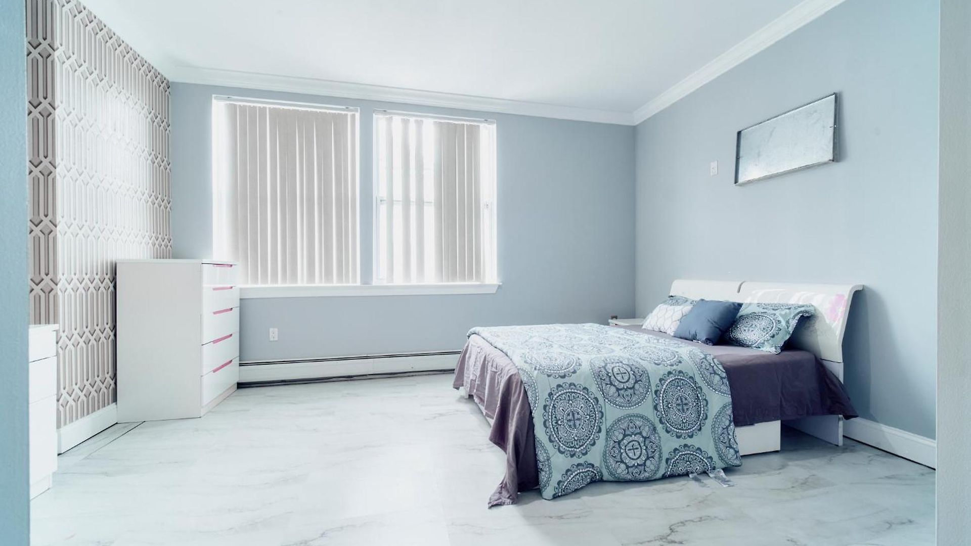Waterfront Gem Duplex 3 Bedroom 2floor In Whitestone Bronx Free Parking *